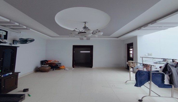 Giá 5.7 tỷ, bán nhà PHAN ĐĂNG LƯU, 5m x 11m, 4 phòng, HXH.