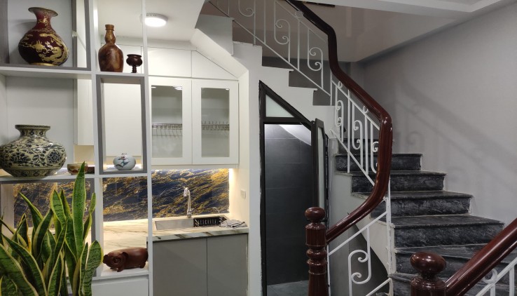 CÓ 1 KHÔNG 2 PHỐ QUAN NHÂN THANH XUÂN 32M 2,5 TẦNG LÔ GÓC SỔ ĐỎ CHÍNH CHỦ Ở NGAY