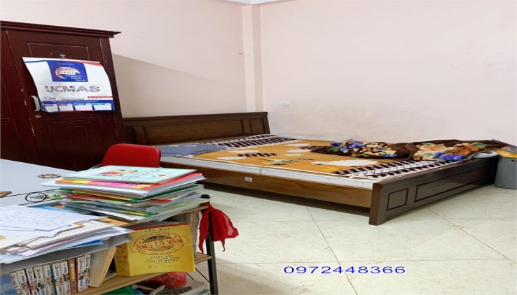 Nhà Cổ Điển A 42m2, 4 tầng dân xây, giá 3.x tỷ, khu trung tâm, tiện ích nhiều, ở sướng. LH 0972448366