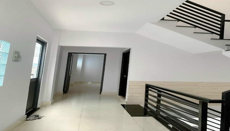 KHU VIP - CÁCH 1 CĂN LÀ MẶT TIỀN ÚT TỊCH - HẺM LỚN 4.2M TRƯỚC NHÀ