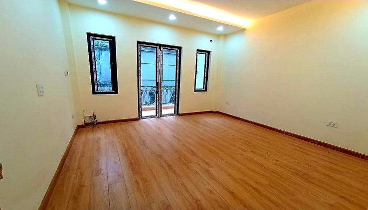 BÁN NHÀ ĐƯỜNG LÁNG-2 MẶT NGÕ THOÁNG-RỘNG, RẺ 81M2X4T GIÁ 5.7 TỶ
