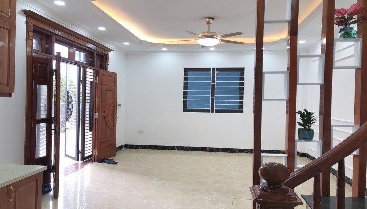 4.4 tỷ Bán nhà Xuân Phương 36m, 5 Tầng, Taxi đỗ cửa, Sát Tái định cư Tu Hoàng, CC Hateco, ĐH CN Hà Nội