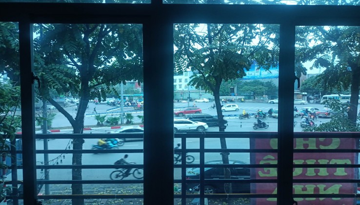 CÓ 1 KHÔNG 2  MẶT PHỐ TRẦN KHÁT CHÂN 60M 4T THANG MÁY VỈA HÈ Ô TÔ ĐỖ KD SẦM UẤT 21.5 TỶ