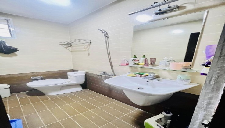 Siêu hiếm LÔ GÓC phố Hạ Đình, Thanh Xuân, 38m, mặt tiền 5 m 3 mặt thoáng, ô tô,  gần phố nhỉnh 3 tỷ  lh 0975124520
