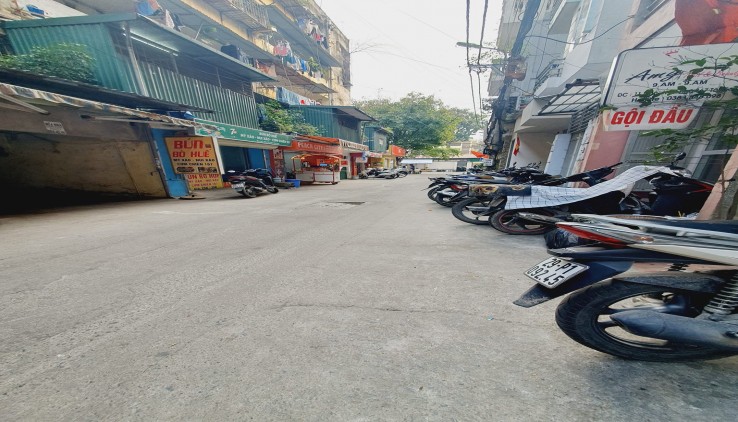 Bán căn tập thể 3 ngủ, 75m2, sát ĐH Công Đoàn, lô góc, 2,1tỷ