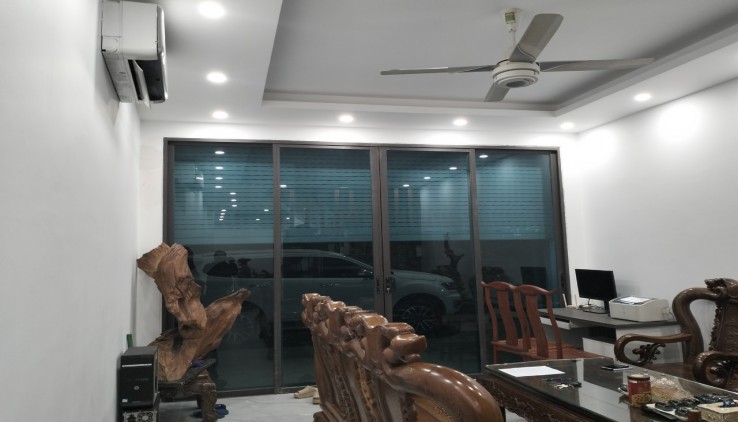 Bán nhà đường tây sơn Q Đồng Đa diện tích 100m 2 thoáng kd ô tô