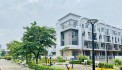 Bán nhà phố thương mại 75m2x4T đối diện chân đế chung cư trường học liên cấp công viên lớn tại VSIP Bắc Ninh
