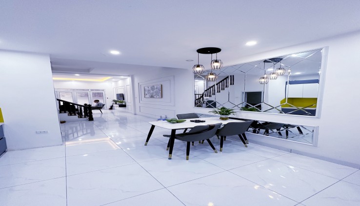 Mua bán nhà nguyên căn đường Trương Định, Quận Hoàng  56m2, gần ô tô, 4,7 tỷ