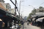 trước mặt Chợ Thạch Đà đang mang lại thuê 25 triệu/tháng.