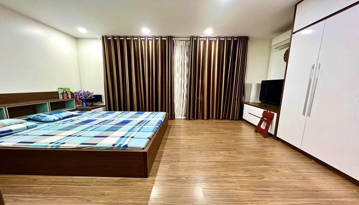 Bán nhà phố Tôn Đức Thắng, ngõ rộng, nhà đẹp dân xây, 57m, 4PN, 5.9 tỷ