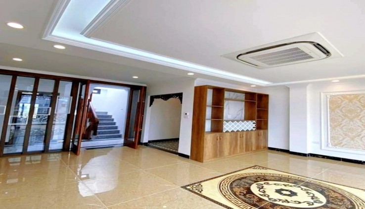 Bán nhà ngõ 26 Nguyên Hồng, Đống Đa, Phân Lô, Ô Tô tránh, 76m2, MT: 6,6m. Giá 26.9 tỷ