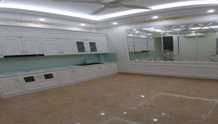 TRẦN QUỐC HOÀN , PHÂN LÔ ,NHÀ SIÊU ĐẸP Ô TÔ TRÁNH , GIÁ 15.6 TỶ