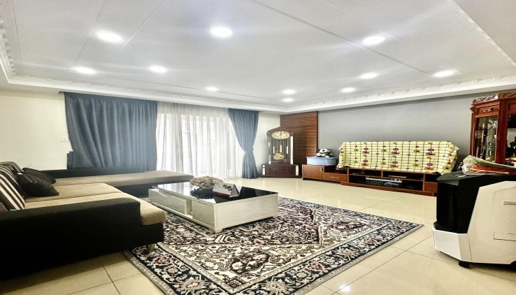 Bán Nhà Riêng Phường Bình Thọ, Thủ Đức, 3 Tầng, Xe Hơi Ngủ Trong Nhà, Ngay Chợ Từ Đức