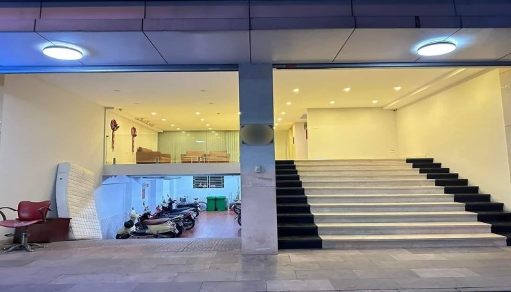 BUILDING 9 TẦNG - HOÀNG QUỐC VIỆT - THANG MÁY - Ô TÔ TRÁNH. 118M X 9T. GIÁ HƠN 40 TỶ