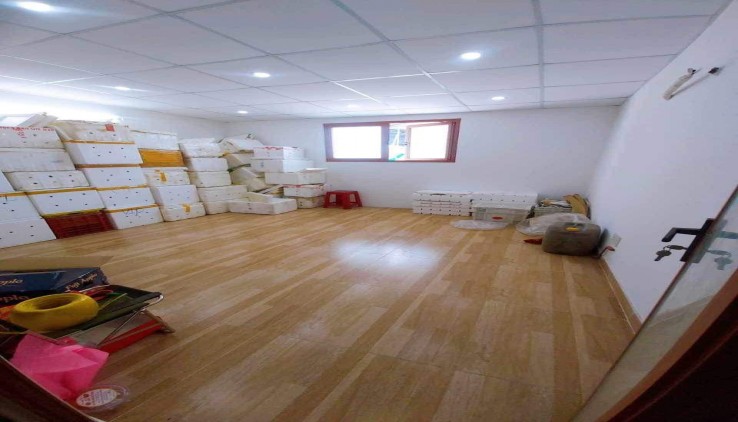 MẶT TIỀN KINH DOANH ĐƯỜNG SỐ 3 - GÒ VẤP - NGAY CV LÀNG HOA. 52M2( 4.4 x 12 )
GIÁ CHỈ 6.35 TỶ. ĐANG CHO THUÊ 13TR/THÁNG.