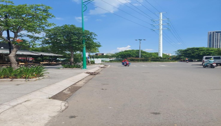 BÁN NHÀ HẺM 308 HUỲNH TẤN PHÁT, TÂN THUẬN TÂY, QUẬN 7 - 115M2
CHUYÊN MÔI GIỚI QUẬN 7, QUẬN 8, NHÀ BÈ- NHẬN KÝ GỬI NHÀ ĐẤT SÀI GÒN