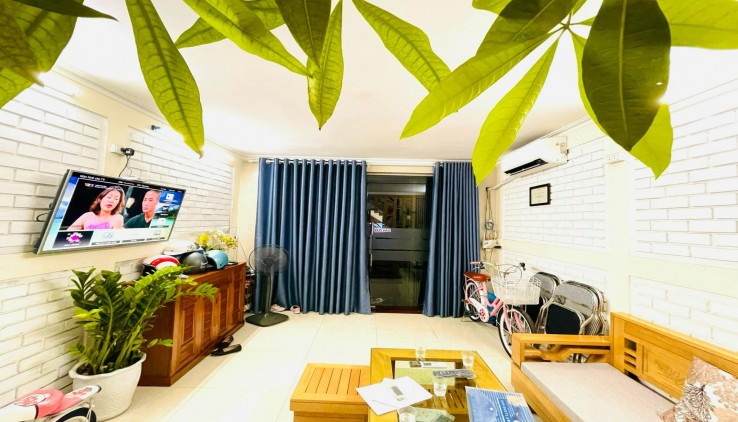 Bán nhà phố Phùng Chí Kiên, Cầu giấy, phân lô ô tô tránh, 2 mặt thoáng 45m2, mặt rộng 5.1m, Giá siêu rẻ.