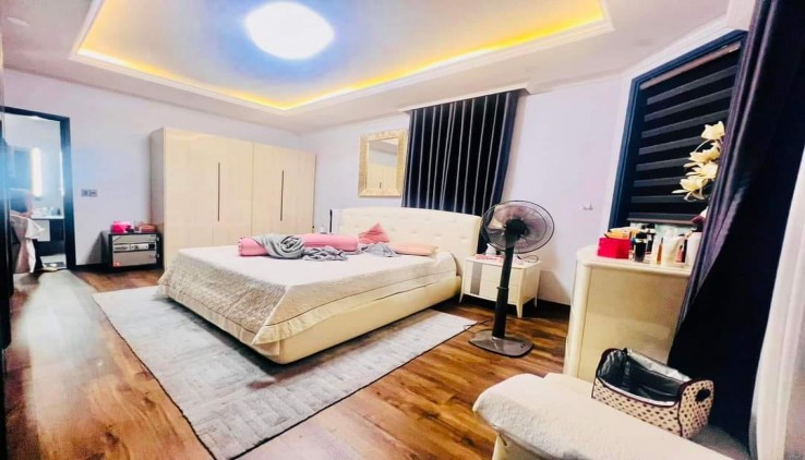 BÁN GẤP ! BIỆT THỤ VIP PHỐ VỌNG - QUẬN HAI BÀ TRƯNG. 126M X 4T. GIÁ HƠN 30 TỶ
