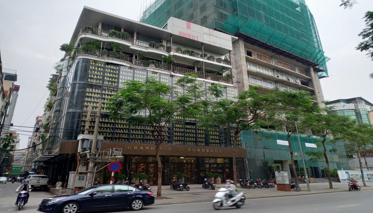 TÒA NHÀ LÔ GÓC - MẶT PHỐ THÁI HÀ - SIÊU ĐẲNG CẤP TRIỆU ĐÔ. 416M X 6T. GIÁ 400 TỶ