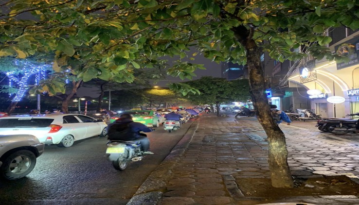 Bán Nhà Phố Trần Duy Hưng Quận Cầu Giấy. 50m Mặt Tiền 4,1m Nhỉnh 13 Tỷ. Cam Kết Ảnh Thật Mô Tả Chính Xác. Chủ Cần Bán Nhanh Lo Việc Gia Đình. 1153