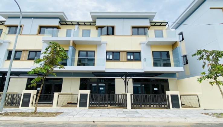 Bán nhà Phố Lavela garden Bình Chuẩn,Thuận An ,Bình Dương thanh toán 900 triệu nhận nhà