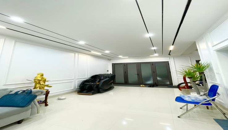 Siêu Rẻ, Bán nhà đẹp Lò Đúc 40m2, 4 Tầng, MT 5,6m, Cách MP 10m giá 6,5 Tỷ