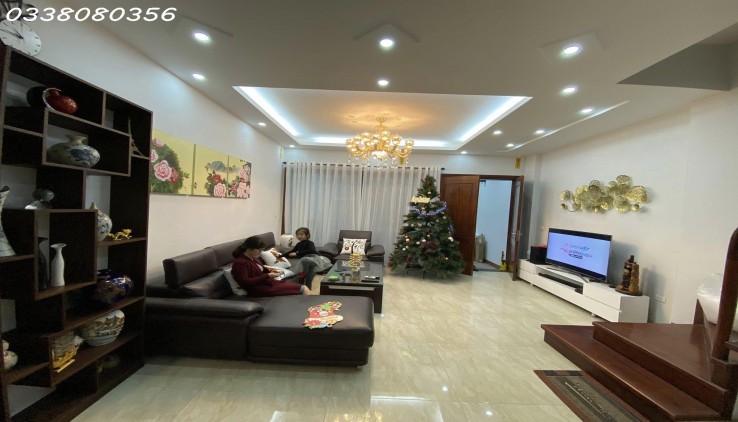Bán nhà mặt phố Khương Thượng, DT 52m2 x 5 tầng , giá chỉ 11 tỷ.