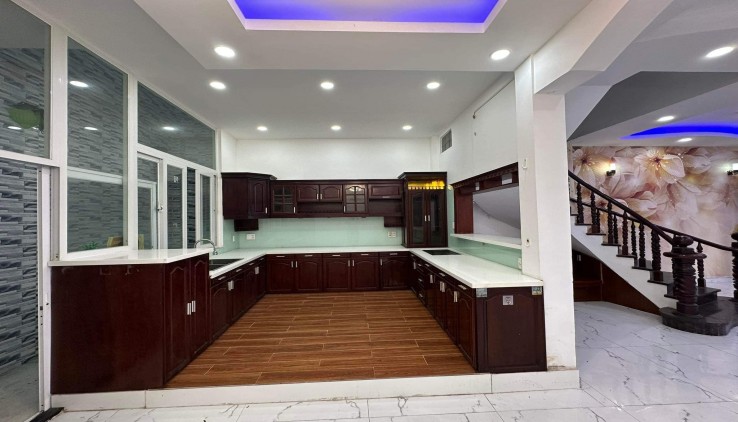 [LÂM VĂN BỀN] - [NHÀ ĐẸP LỘNG LẪY - XE TẢI ĐỔ CỬA - VỊ TRÍ TRUNG TÂM] - [KẾT CẤU 4 TẦNG] - 6x14m - CHỈ 9 TỶ MẤY.