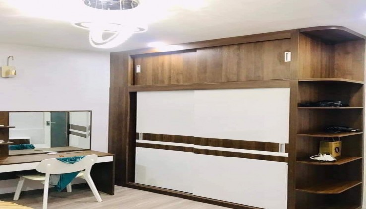 NHÀ QUÂN PHÚ NHUẬN GIÁ RẺ.3.5TY