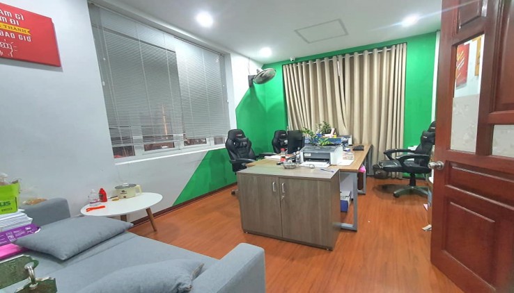 Bán gấp Biệt Thự Đơn Lập Linh Đàm 200m2, 4 Tầng, MT 13m, 4 Thoáng, giá 31,x Tỷ