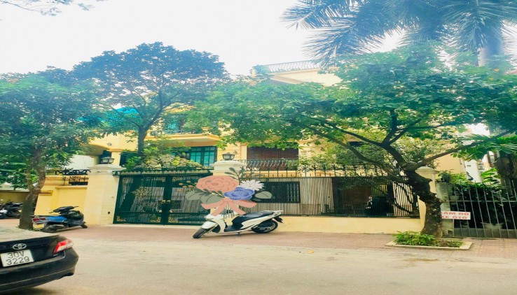 ⭐Siêu VIP, Siêu Hiếm- Biệt thự Làng QUốc Tế Thăng Long 205m/ 5Tầng/ MT 8m-79 Tỷ⭐