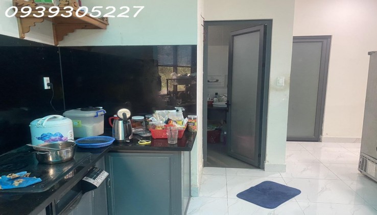 SÁT MT LINH ĐÔNG NHÀ CẤP 4 TIỆN XÂY SỬA 70m2 CHỈ NHỈNH 3Ty TL Mạnh