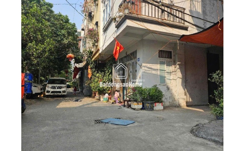 Bán nhà 30m² 4 tầng, Nguyễn Khoái, Hoàng Mai, 5.9 tỷ - Full nội thất