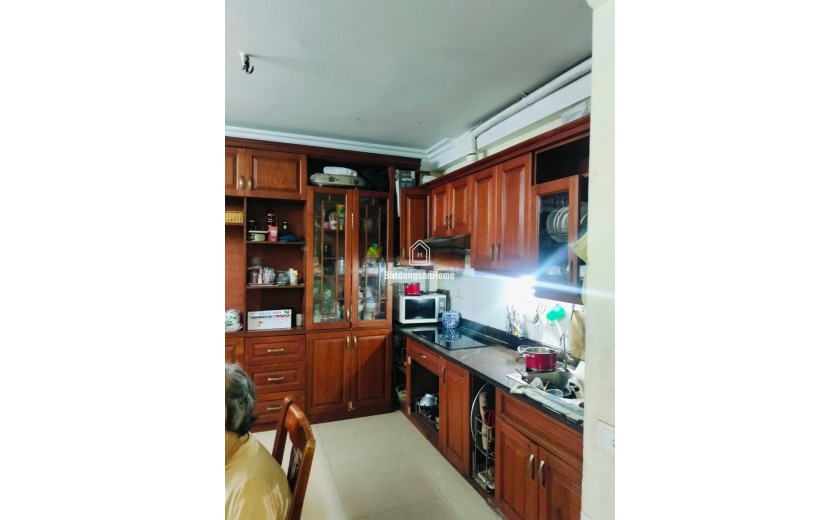 Bán nhà Bạch Mai, 41m2, 4 tầng, mặt tiền 4m, 12.7 tỷ, ô tô tránh, nhà đẹp ở luôn
