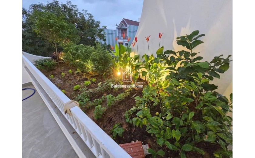 SIÊU PHẨM - Nhà 3 Tầng Đường 7m5 Nguyễn Thúy, FULL nội thất hiện đại