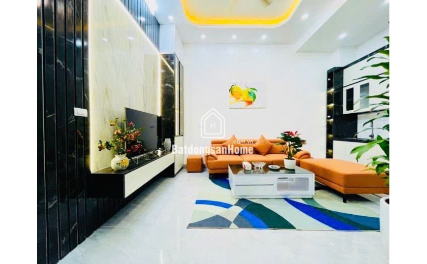 Bán nhà 4 Tầng giá tốt gần phố, Hiếm tại ngõ 166 Nguyễn Trãi – Ngã Tư Sở