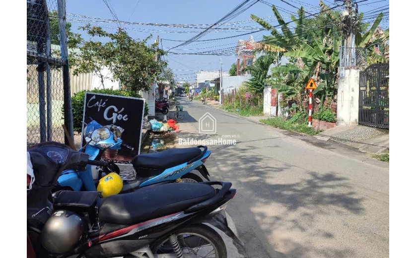 SỞ HỮU NHÀ ĐẸP - ĐẦU TƯ SINH LỜI - Giá Tốt - Vị Trí Tại : Vườn Chuối - Xã Phú Đông - Nhơn Trạch - Đồng Nai