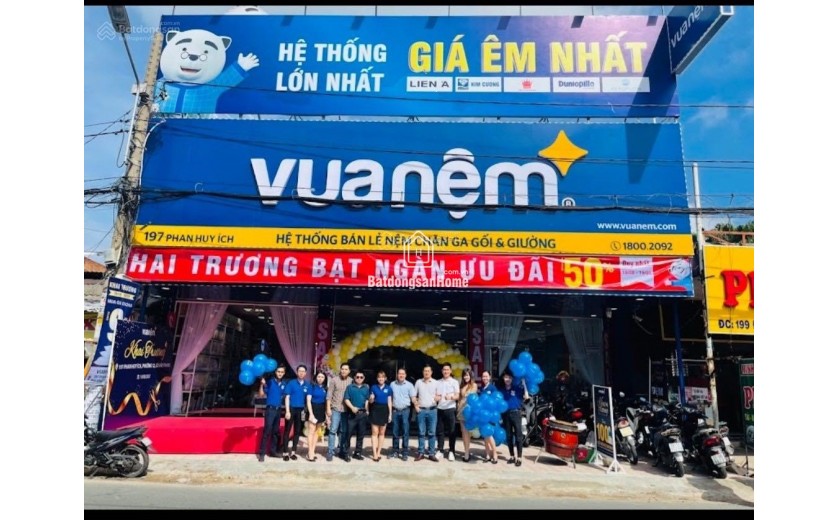 Cho thuê nhà mặt tiền Phan Huy Ích, Phường 14, Quận Gò Vấp, TPHCM.- Diện tích: 12 x 52m. Giá 98 triệu