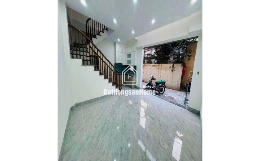 Chính chủ bán căn nhà Thạch Bàn