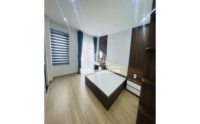 Chính chủ bán căn nhà Thạch Bàn