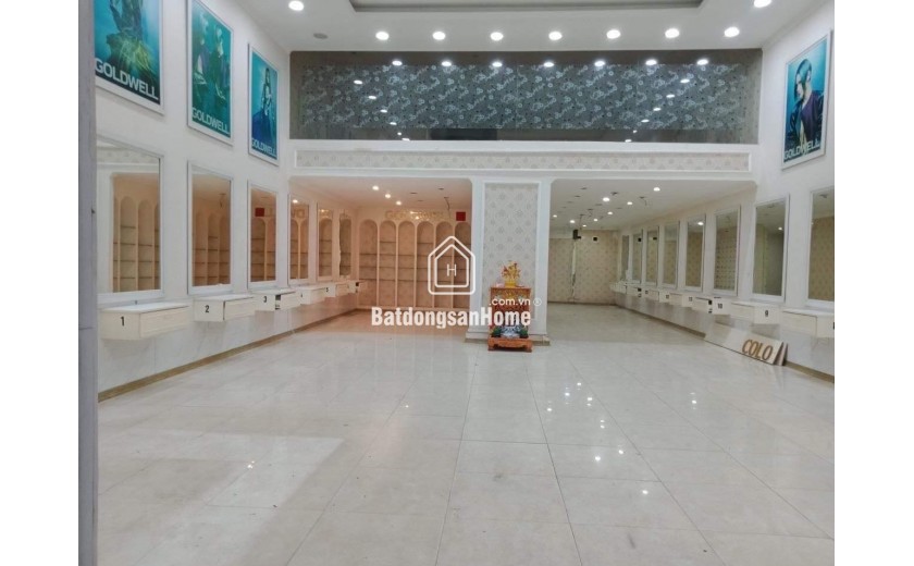 Bán nhà mặt phố trục chính liên kết các quận Tây Hồ, Ba Đình, Cầu Giấy, mặt tiền 14m, gần 400m2 x 8 tầng có hầm.