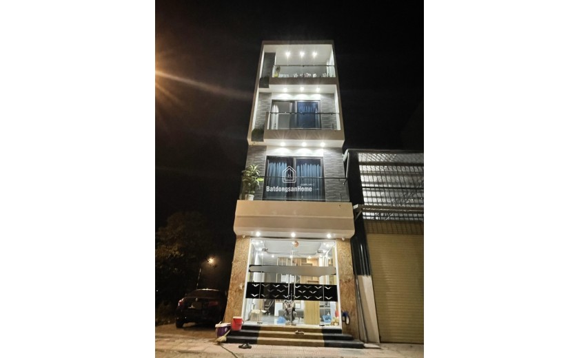Nhà Mới Cạnh Nhổn, ô tô đỗ cổng, 3 ngủ hơn 4.x tỷ
