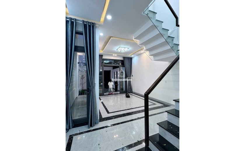 Bán căn Villa huose thích hợp kinh doanh, mặt tiền Thiên Thai, An Tây, quận Thuận Hoá, TP Huế