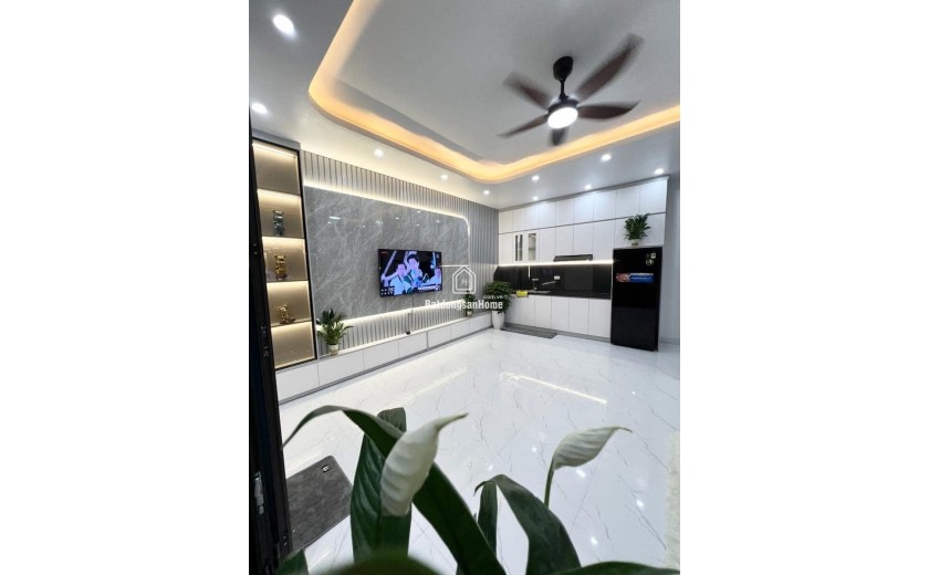 ĐẸP VÔ ĐỐI-MẶT TIỀN SIÊU RỘNG 6 MÉT- Khâm Thiên Gần Ô Chợ Dừa 36m/4Tầng 6.98 Tỷ