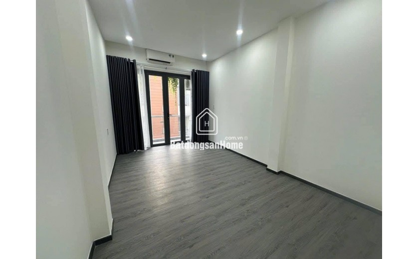 Nhà Đường Nguyễn Đình Chiểu Phường 4 Quận 3.