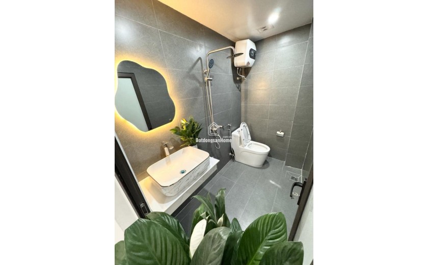 ĐẸP VÔ ĐỐI-MẶT TIỀN SIÊU RỘNG 6 MÉT- Khâm Thiên Gần Ô Chợ Dừa 36m/4Tầng 6.98 Tỷ