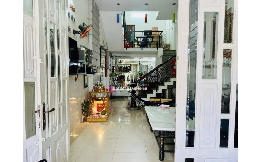 MẶT TIỀN KINH DOANH KHU BÀN CỜ HỌ LÊ - 4 TẦNG - 4.2X18.5 NỞ HẬU NHỈNH 11 ĐỒNG
