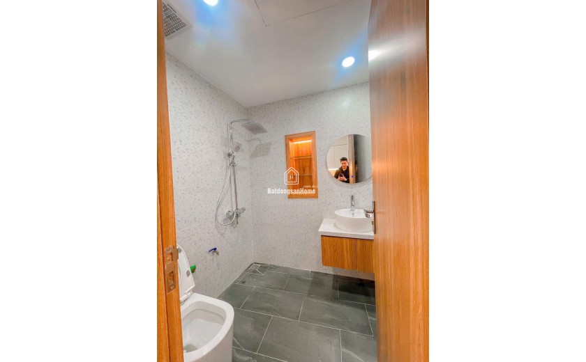 CĂN NHÀ NGAY SÁT PHỐ- Trần Hữu Tước(Hồ Đắc Di) 44m2/6 Tầng, MT 4m 10.95 Tỷ