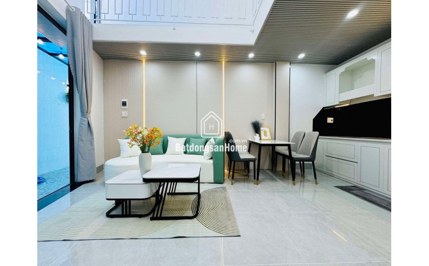 ♪ Nhà sát Kiệt 130 Điện Biên Phủ, 55m2, 2 tầng đẹp, sân rộng, 2.x tỷ