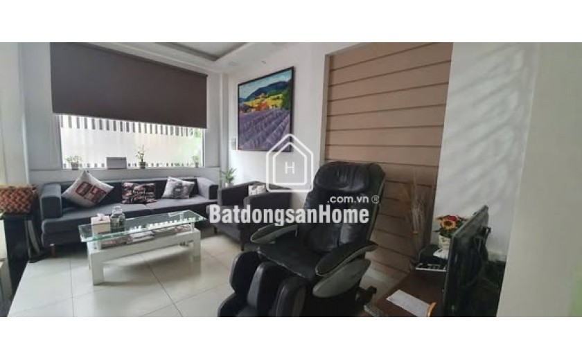 Nhà Đường Hoà Hưng Phường 13 Quận 10.